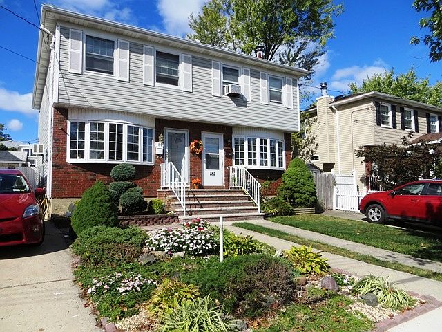 1st image of 180 Brookfield Ave