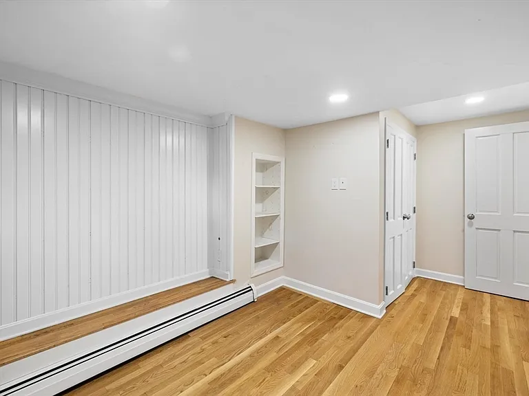 336 Beacon St #1 — Photo 10