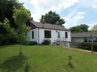 2908 37th Ave NE, Saint Anthony, MN 55421