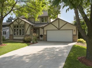 4700 Balsam Ln N, Plymouth, MN 55442