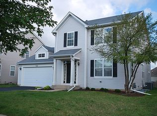 745 Spires Dr, Oswego, IL 60543