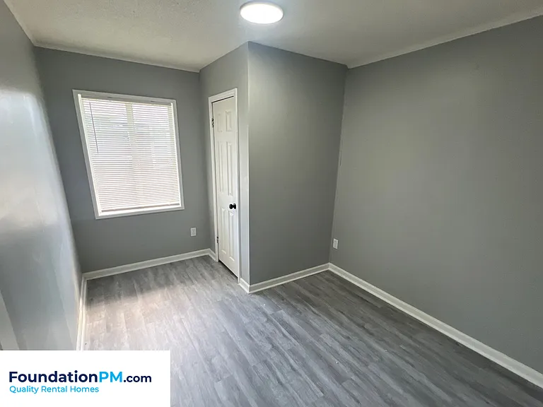 765 Marywood St — Photo 13