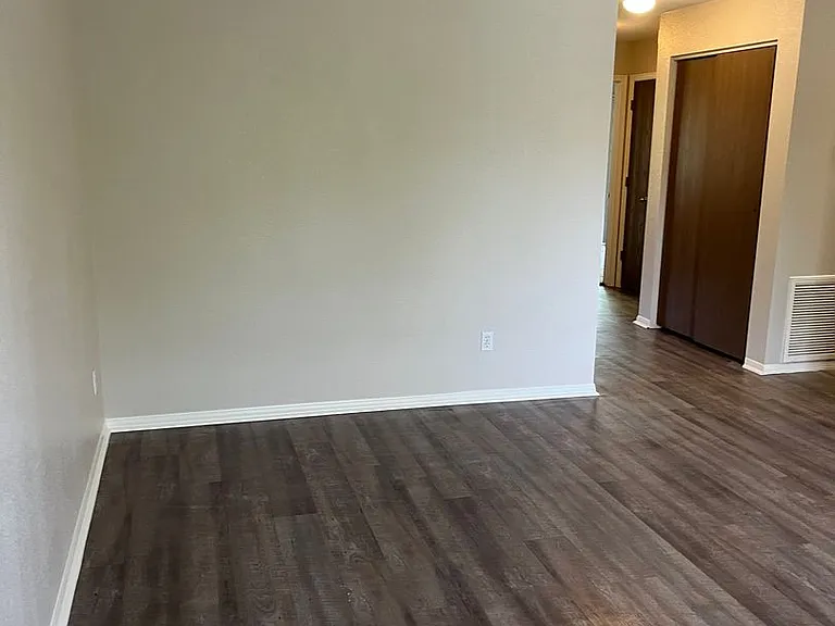 S-1031 Villa Cortez Apartments — Photo 9