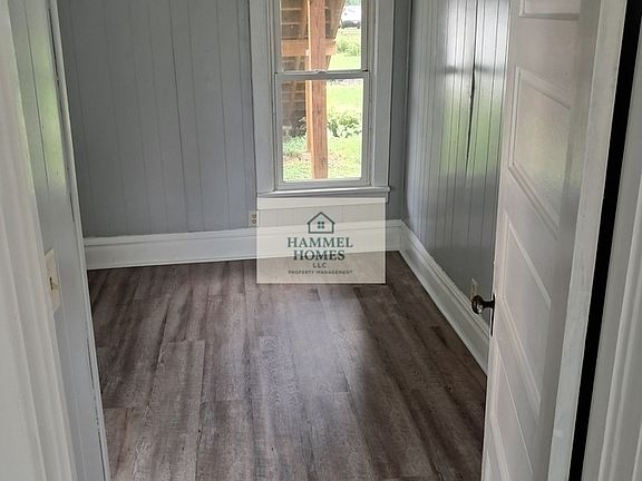 5th image of 509 E 3rd St S #1