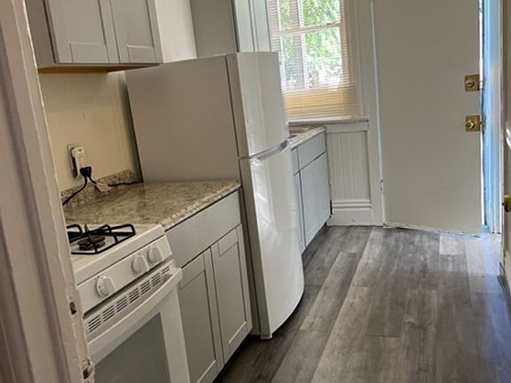 5th image of 440 S 10th St #1-3