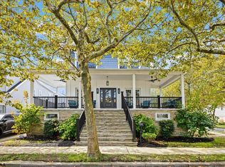 26 N Richards Ave, Ventnor City, NJ 08406