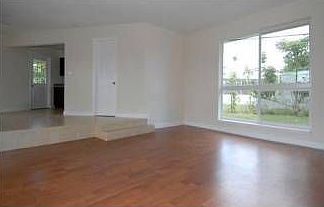 4th image of 1200 NW 6th Ave
