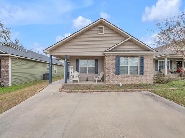 4150 Barrington Dr, Valdosta, GA 31605