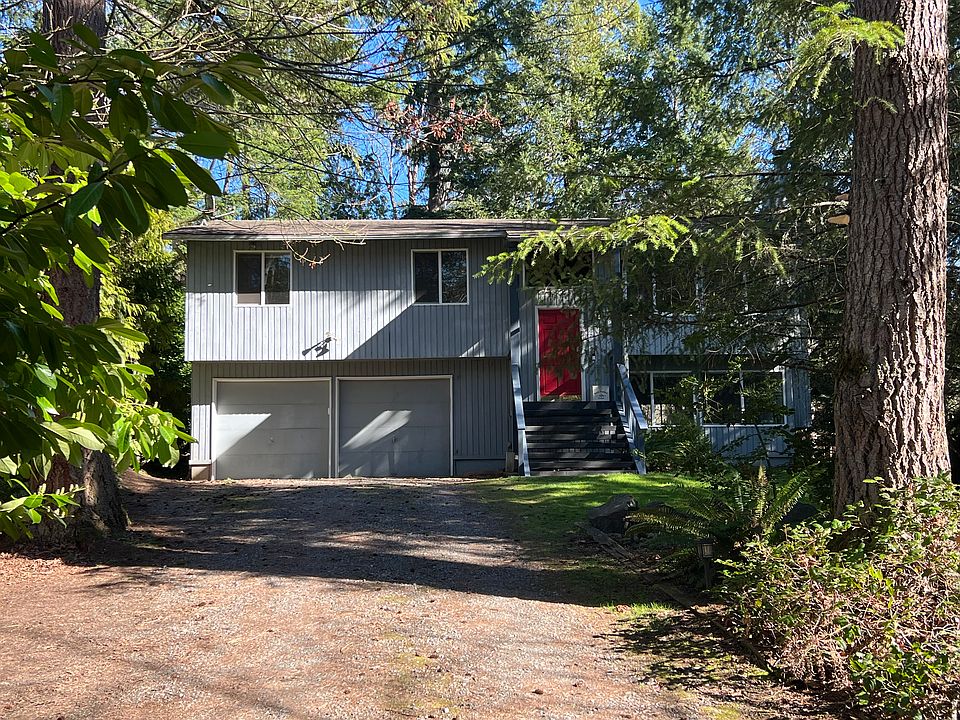 1st image of 1822 E Beaver Lake Dr SE