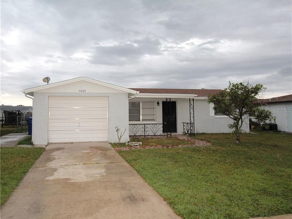 1st image of 3221 Bright Dr