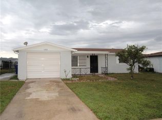 3221 Bright Dr, Holiday, FL 34691