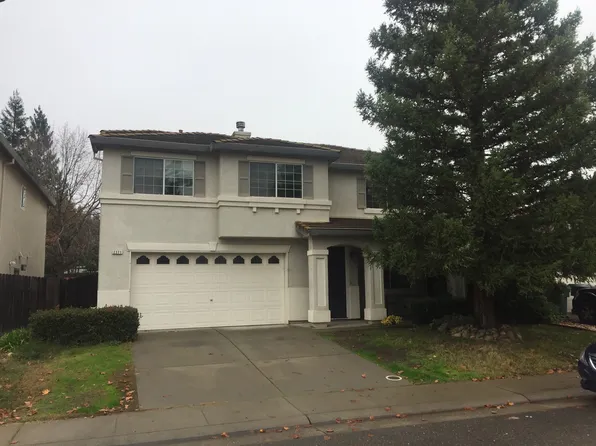 2371 Stone River Ct, Gold River, CA 95670