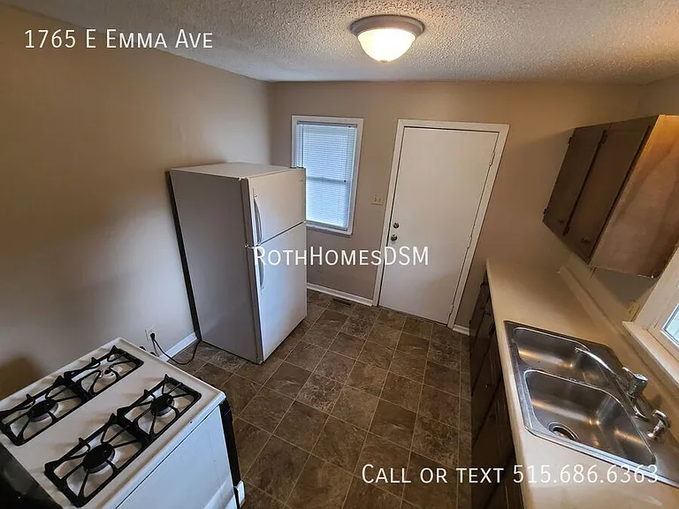 1765 E Emma Ave — Photo 21