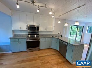 1208 Chatham Rdg, Charlottesville, VA 22901