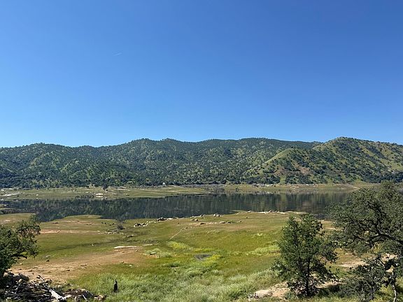 3rd image of Sierra Drive