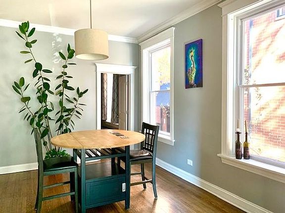 4th image of 1262 W Carmen Ave #1