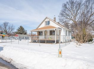 529 8th St NW, Rochester, MN 55901