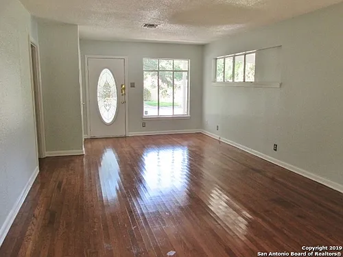 213 Arvin Dr Photo 1
