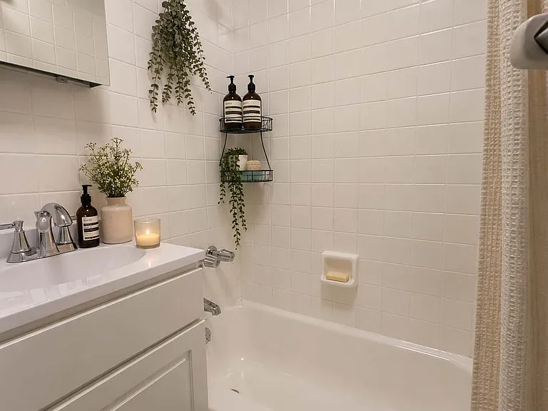 117 Christopher St #6 — Photo 5