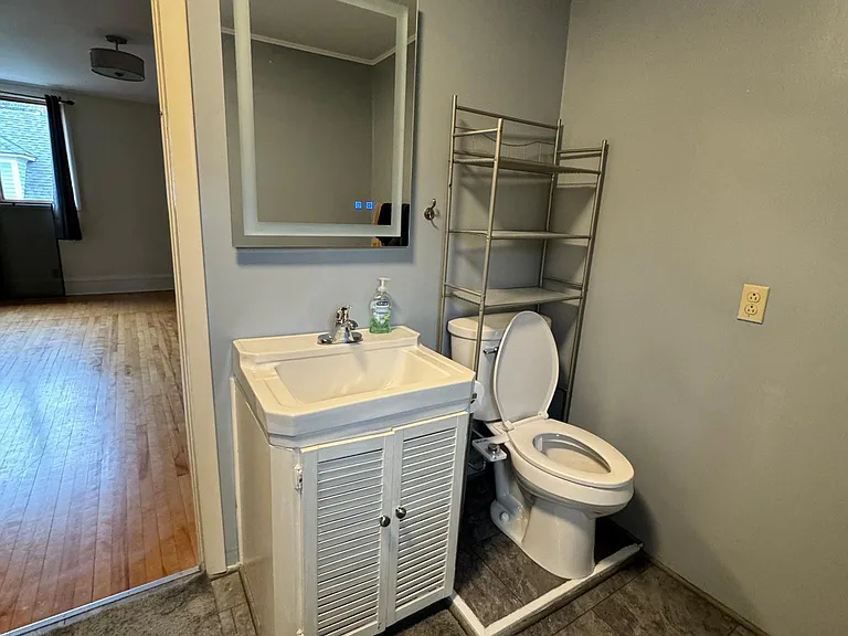 82 Ferguson Ave #2 — Photo 12