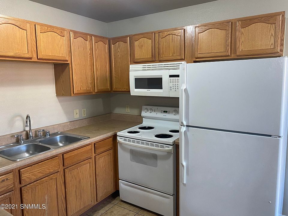 2nd image of 2300 Stern Dr #115-116-21