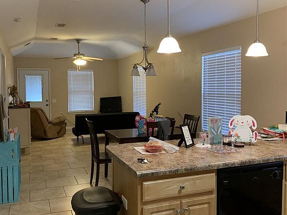 5th image of 5889 Bilek Dr