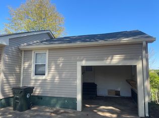 1423 Kicker Rd, Tuscaloosa, AL 35404