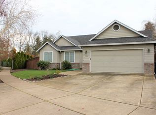 3209 Arrowhead St, Eugene, OR 97404