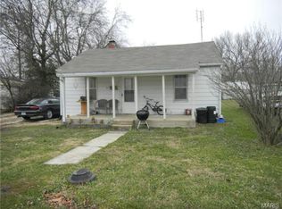 407 E Scioto St, Saint James, MO 65559