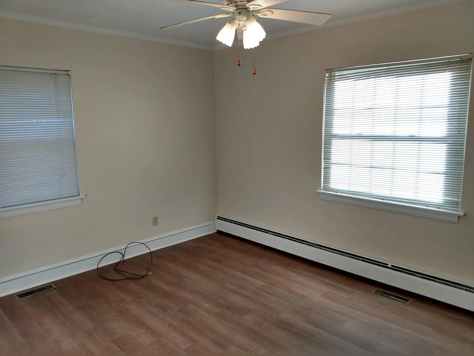4 bed, 2329 sqft, $2,600 — Photo 4
