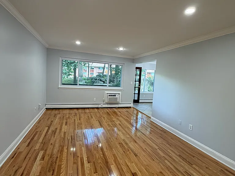 333 Vincellette St #27 — Photo 7