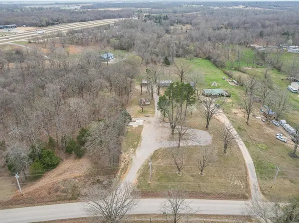 208 County Road 476, Poplar Bluff, MO 63901