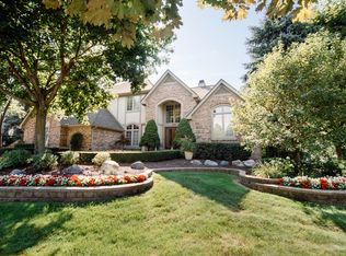 994 Coldspring Dr, Northville, MI 48167