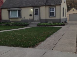 619 E North St, Morris, IL 60450