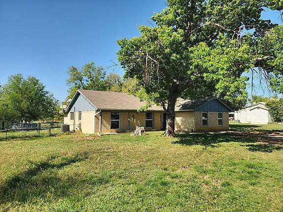 3rd image of 1111 Avenue W