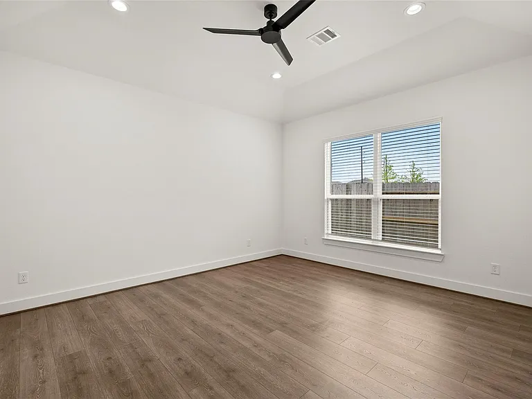 2710 Bronze Vista Dr — Photo 13