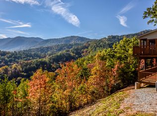 635 Bear Den Rd, Townsend, TN 37882