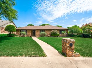 907 Green Ridge Dr, Duncanville, TX 75137