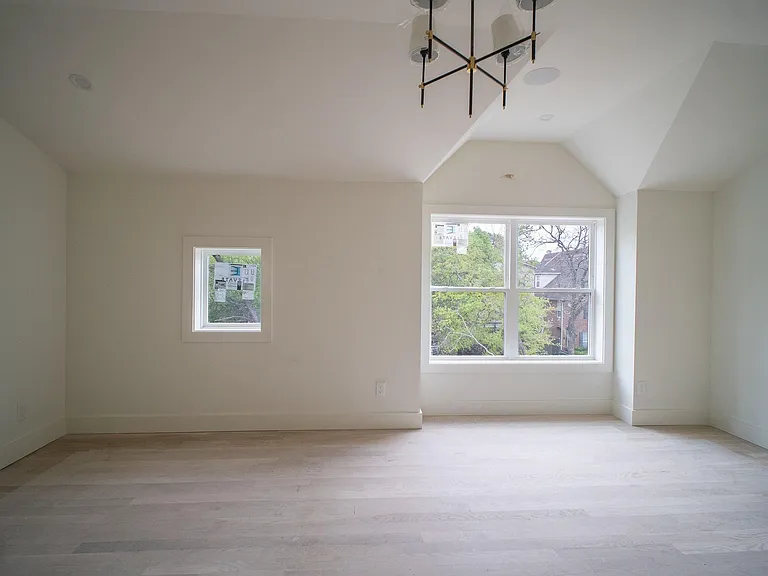 4505 Emerson Ave #1 — Photo 16