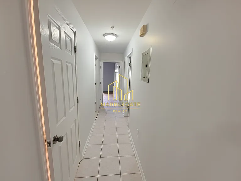 38-40 Wainwright St #11 — Photo 6