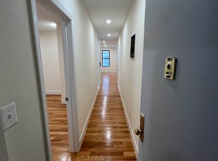 11-24 46th Ave #1B, Long Island City, NY 11101