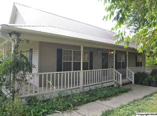 800 Todd Ridge Rd, Albertville, AL 35951