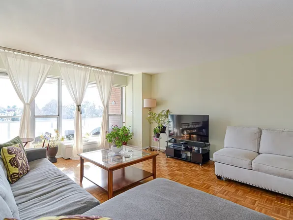 111 Perkins St APT 49, Jamaica Plain, MA 02130