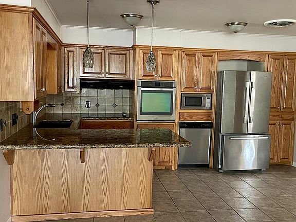 4th image of 3203 Callaway Dr