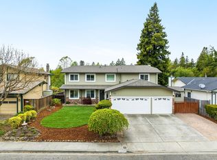 4449 Fairway Dr, Rohnert Park, CA 94928