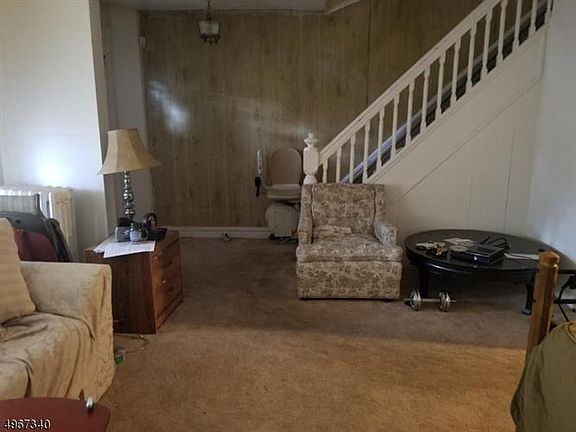 5th image of 66 Long St
