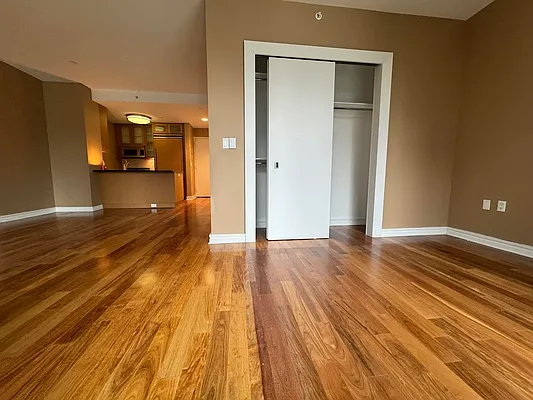 Rented by Yoon Realty Group | media 6