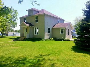 101 2nd St, Keystone, IA 52249