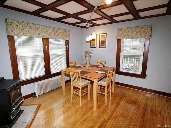 4th image of 60 Hazelwood Ave