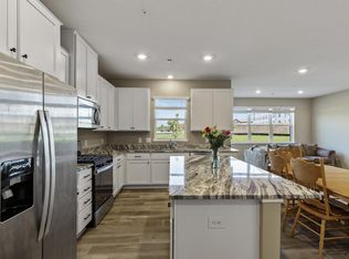 16386 Jaffna Pl, Lakeville, MN 55044